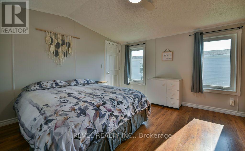 126 REMI CRESCENT - 24