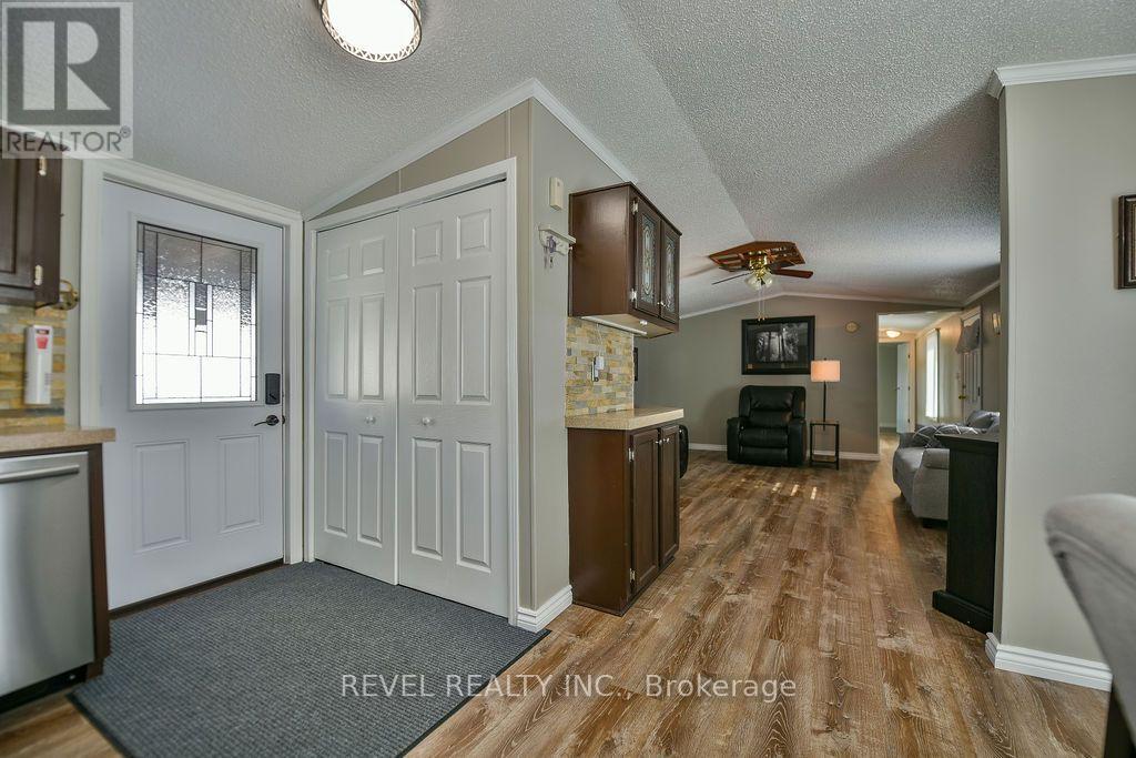 126 REMI CRESCENT - 9