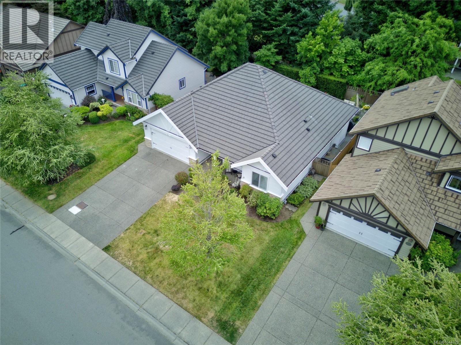 2331 Suffolk Cres - 65