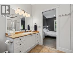 2331 Suffolk Cres, Courtenay, BC V9N3Z4 Photo 32