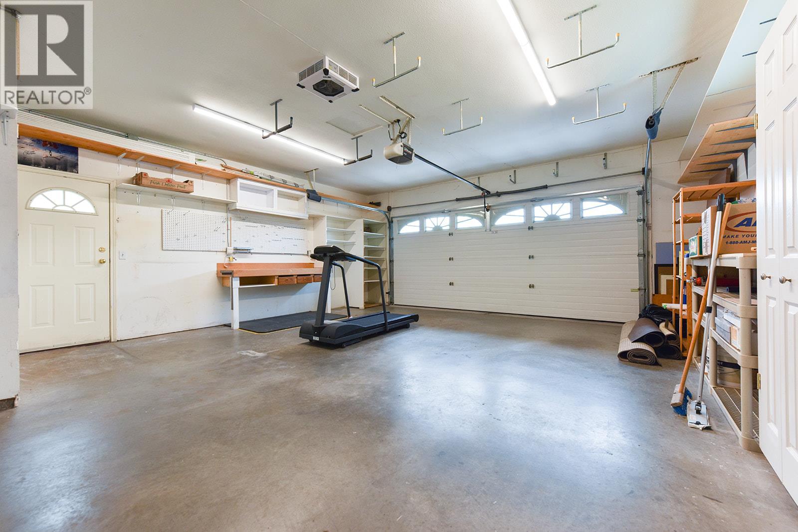29 Kingfisher Drive - Image 17