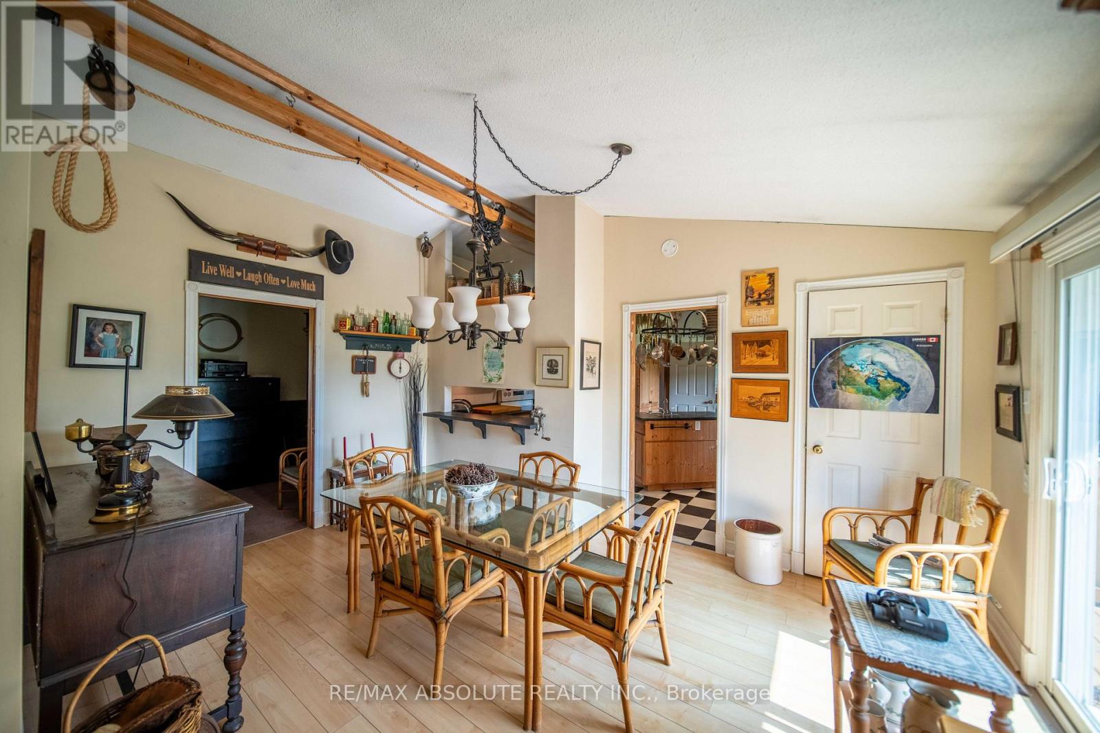 1543 GAGNON ROAD - 10
