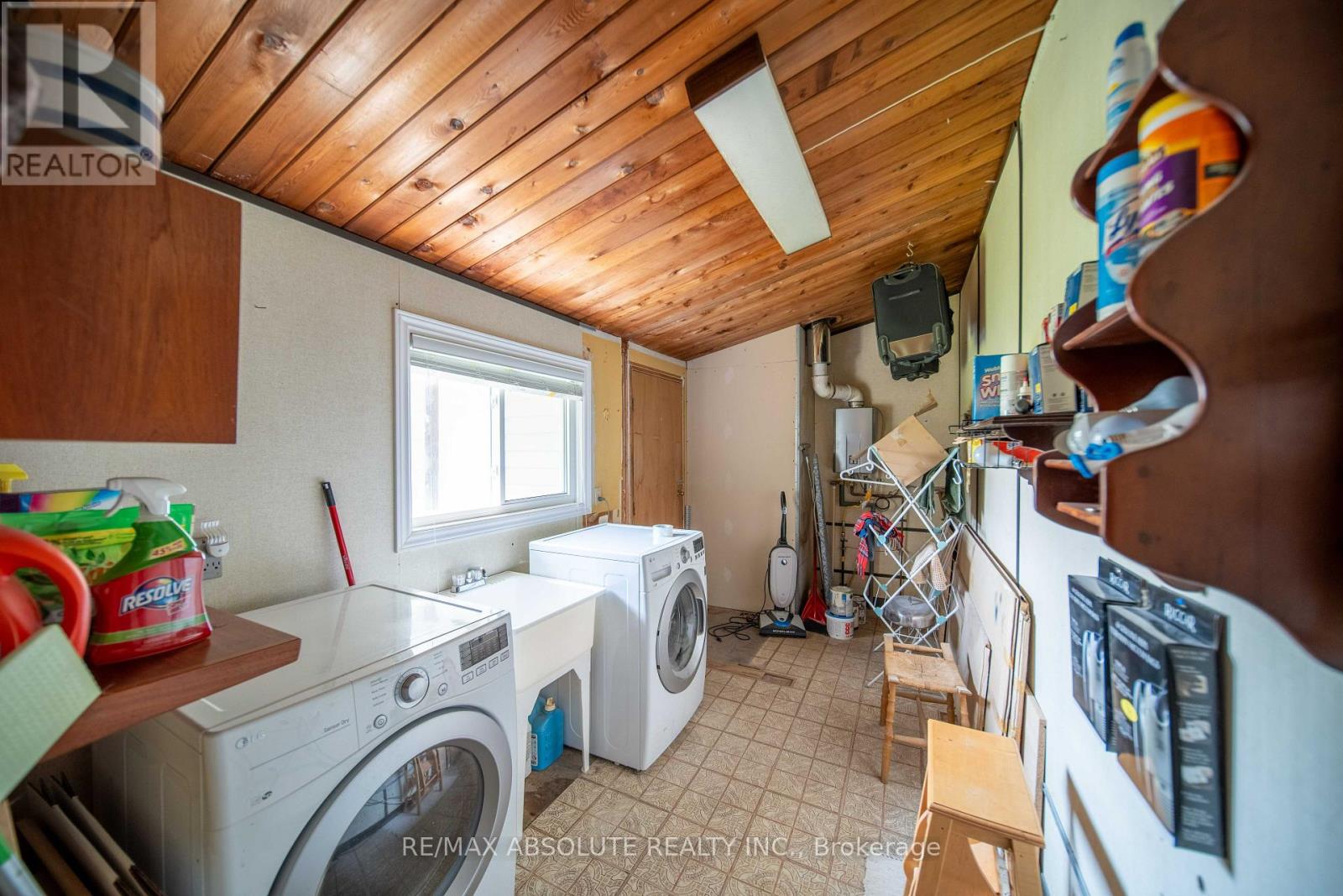 1543 GAGNON ROAD - 20