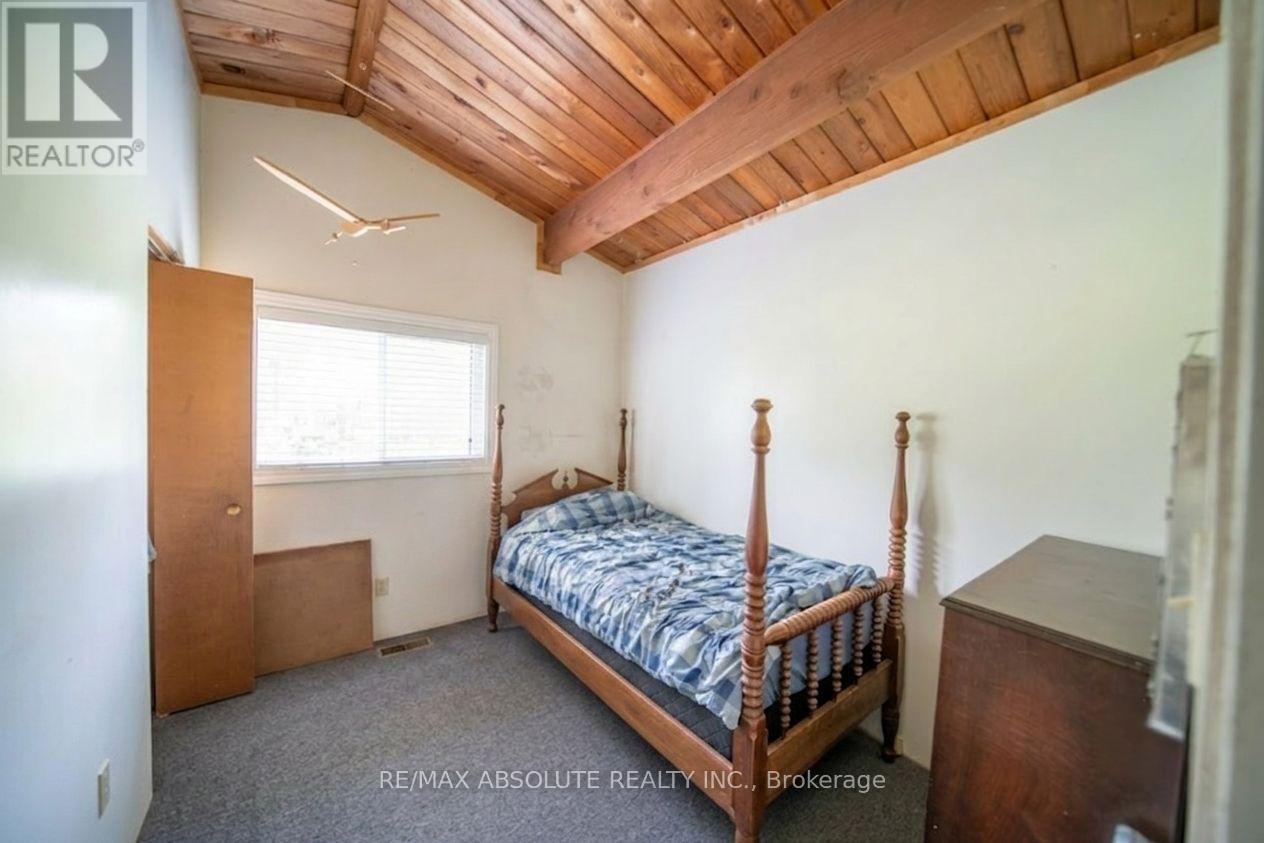 1543 GAGNON ROAD - 24