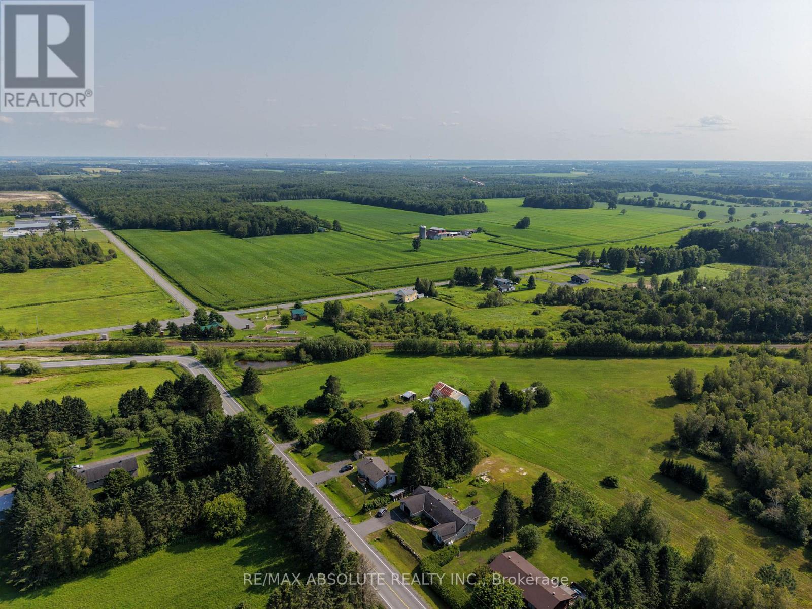 1543 GAGNON ROAD - 30