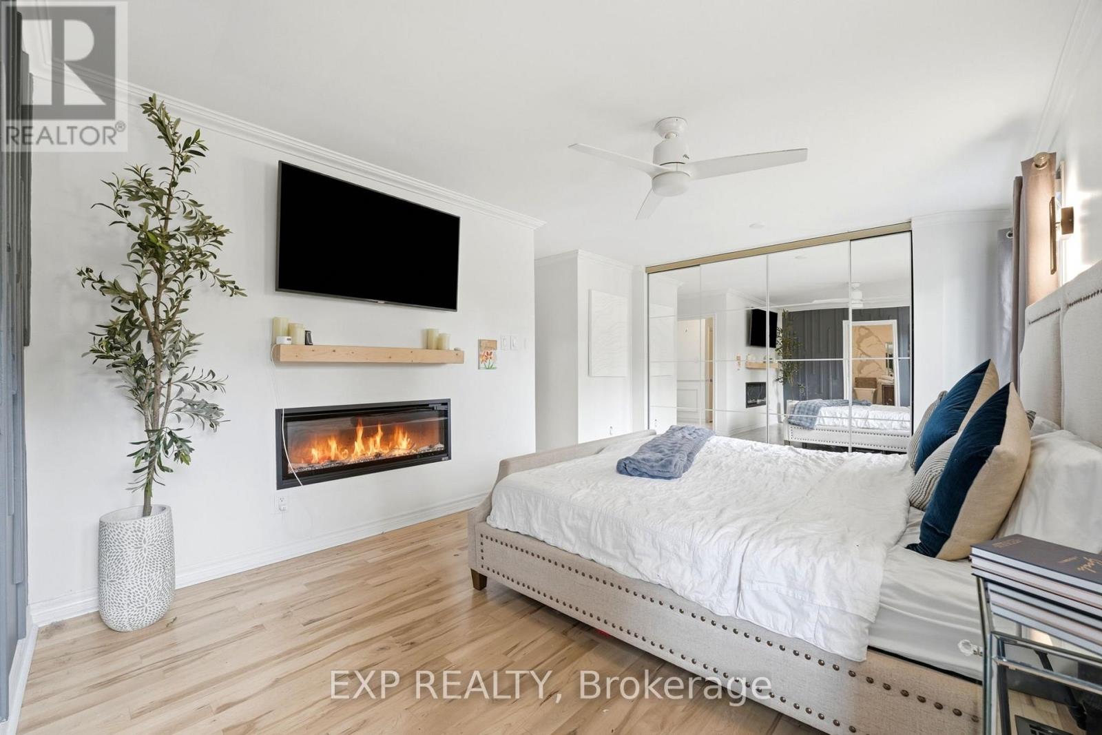 748 WESTON DRIVE - 20