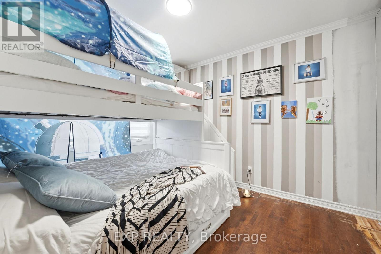 748 WESTON DRIVE - 24