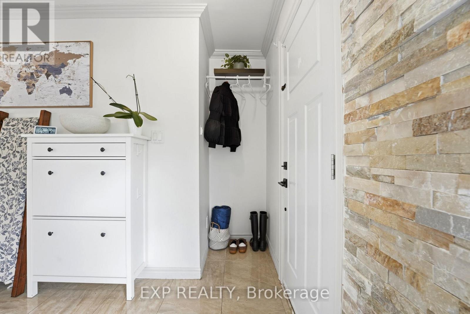 748 WESTON DRIVE - 3