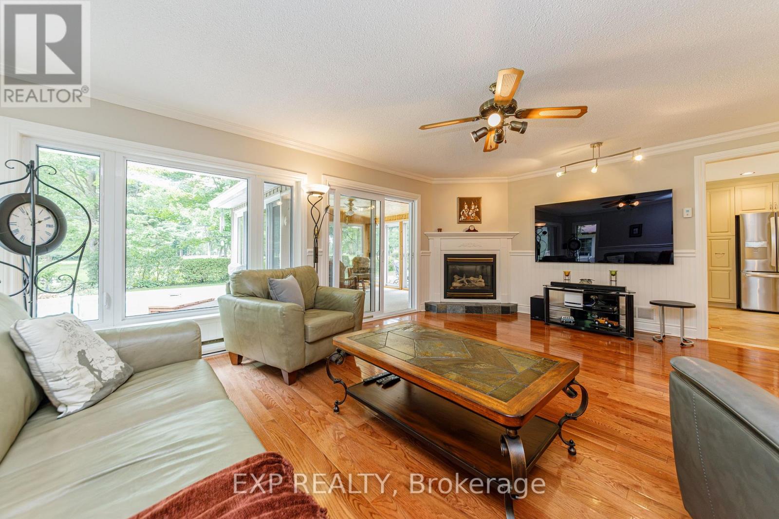 1299 FAIRWAY DRIVE - 13