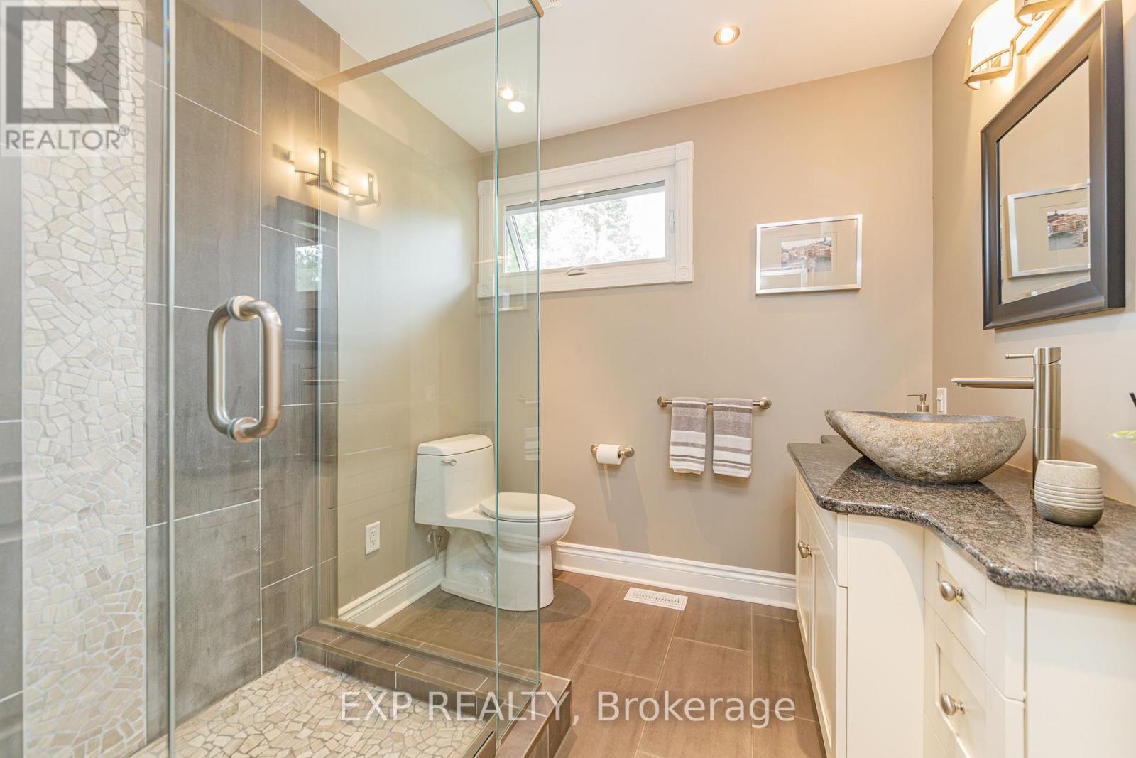 1299 FAIRWAY DRIVE - 23