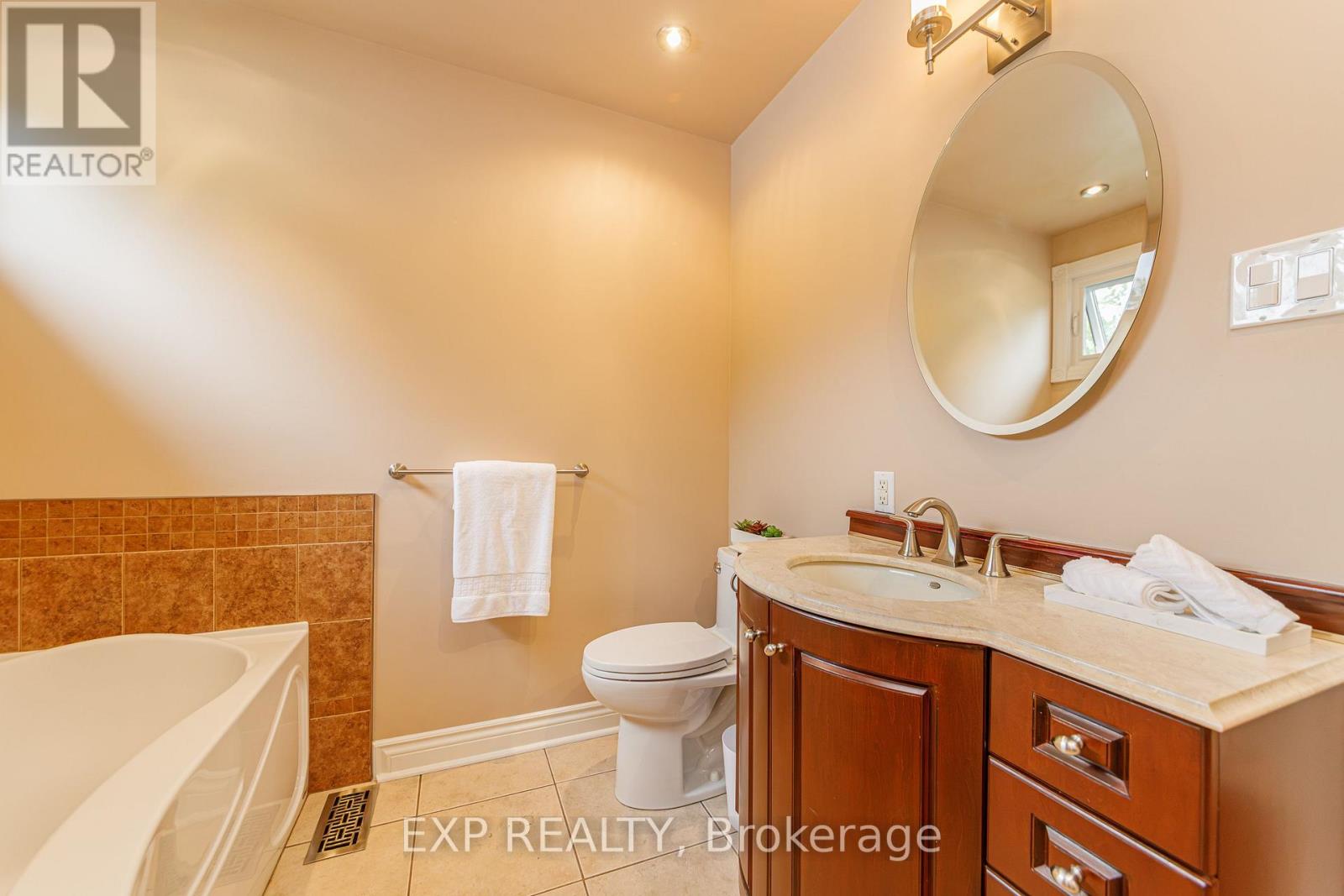 1299 FAIRWAY DRIVE - 24
