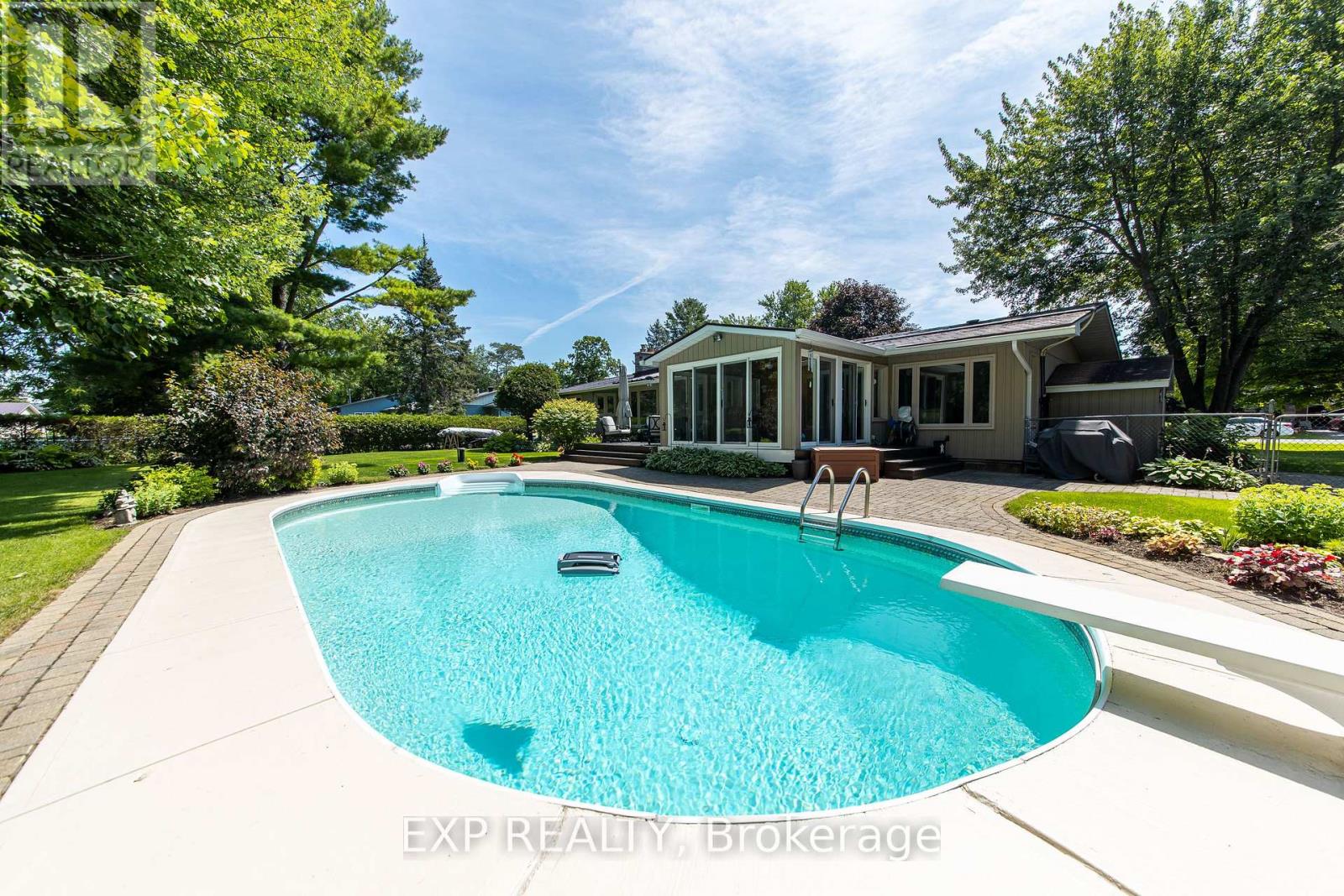 1299 FAIRWAY DRIVE - 39