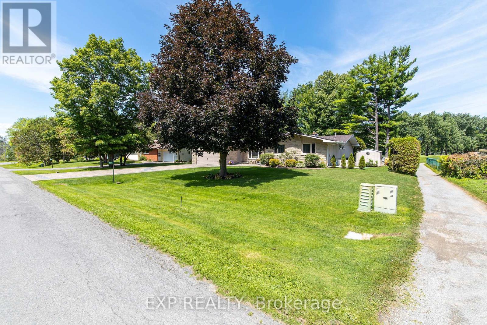 1299 FAIRWAY DRIVE - 43