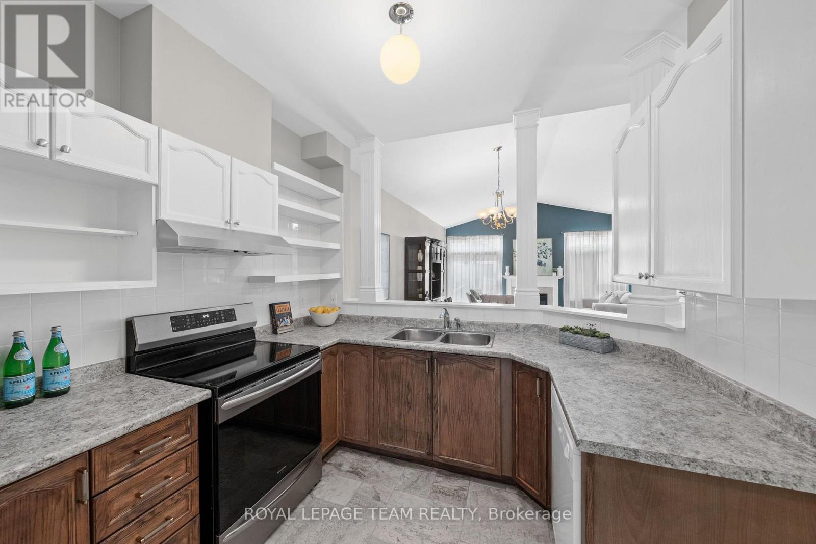 2 Bed, 3 Bath House for Sale in Ottawa – 52 VILLAGE WALK PRIVATE, Ottawa – MLS# X13609834 - Image 21