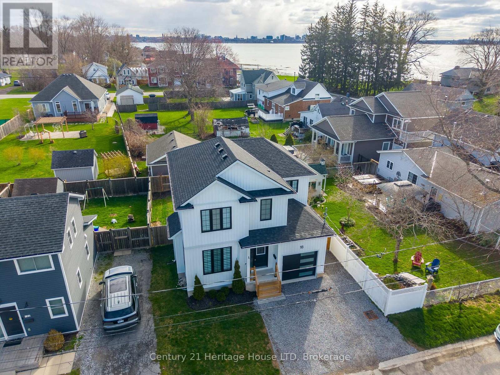 18 PARKVIEW AVENUE - 3
