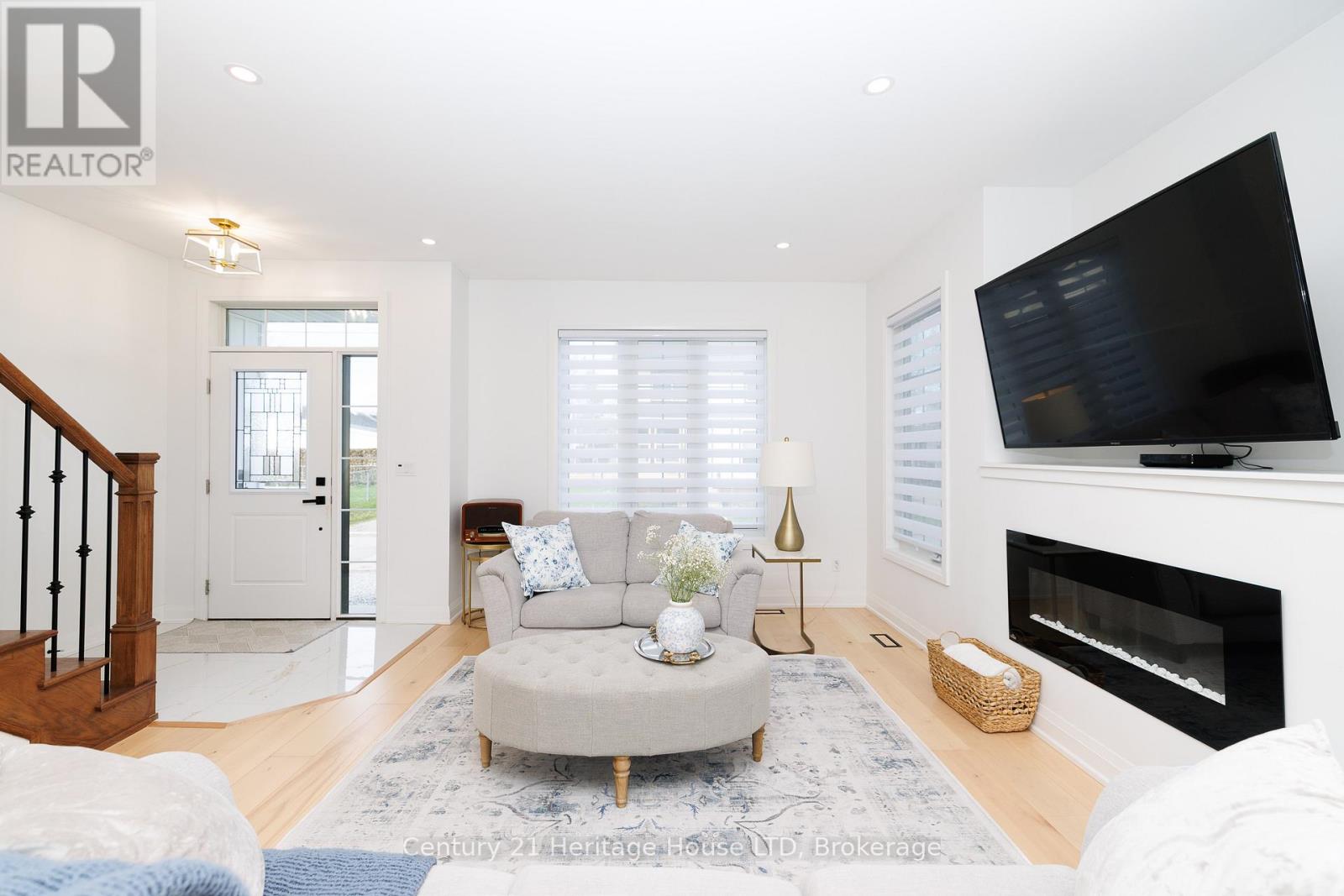 18 PARKVIEW AVENUE - 8
