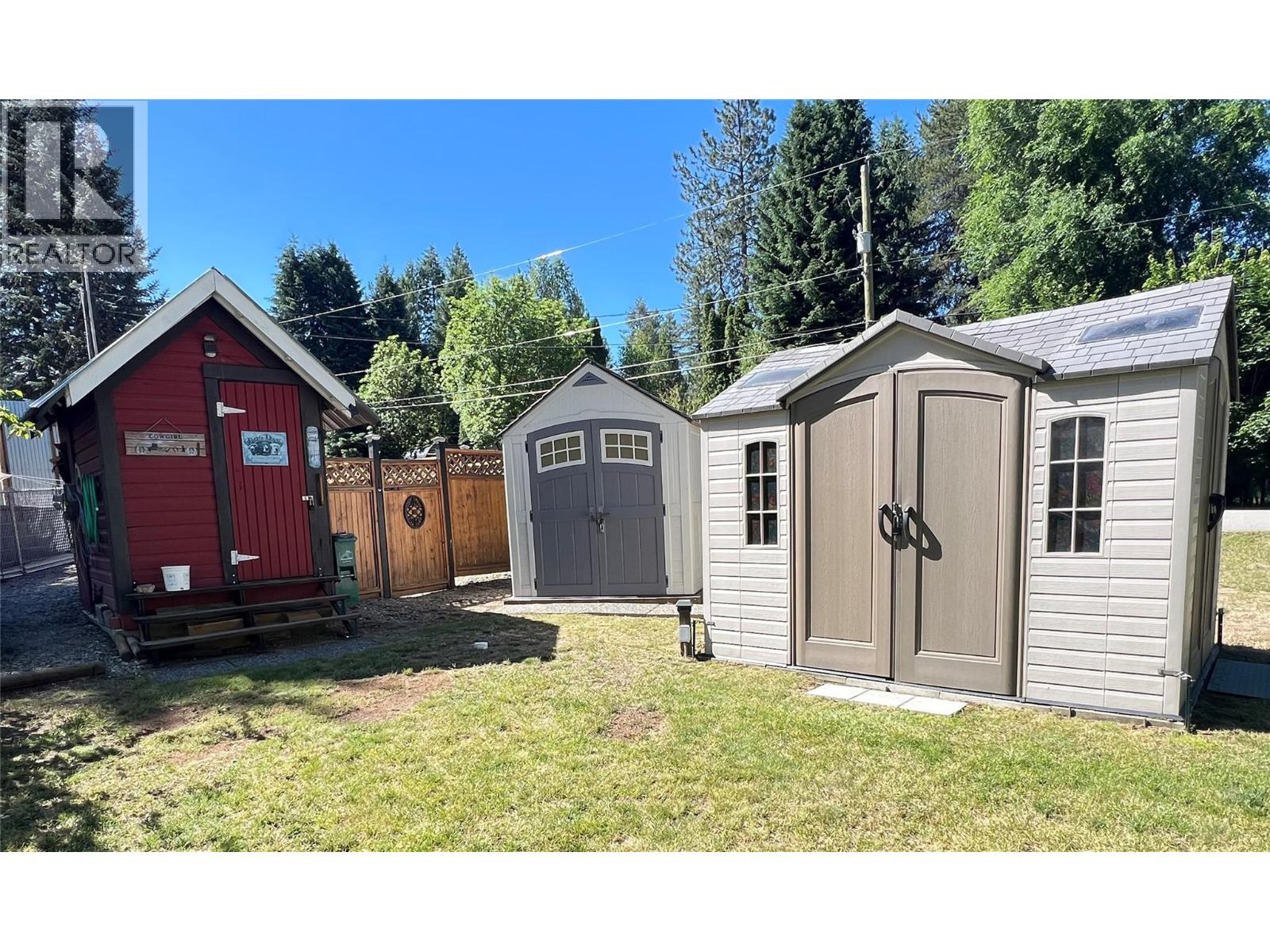 1664 SANTA ROSA Road, Christina Lake