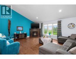 Living room - 495 Old Shediac Road, Memramcook, NB E4K1V6 Photo 14