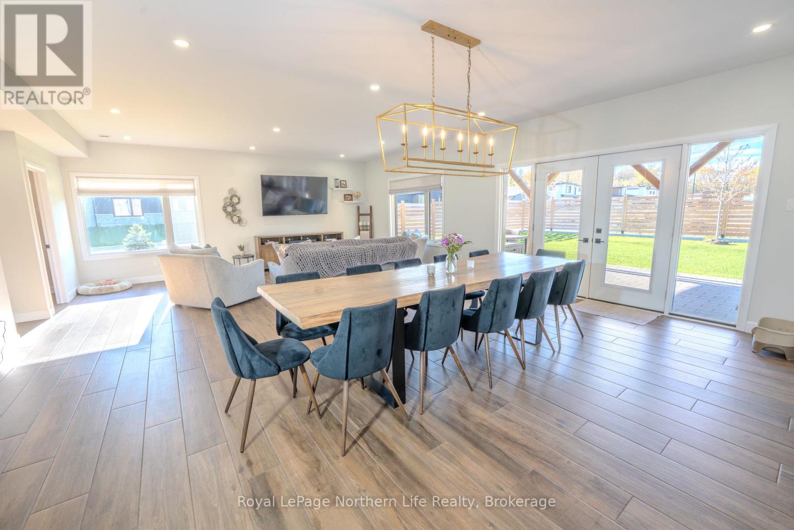 172 SUGARBUSH STREET - Image 14