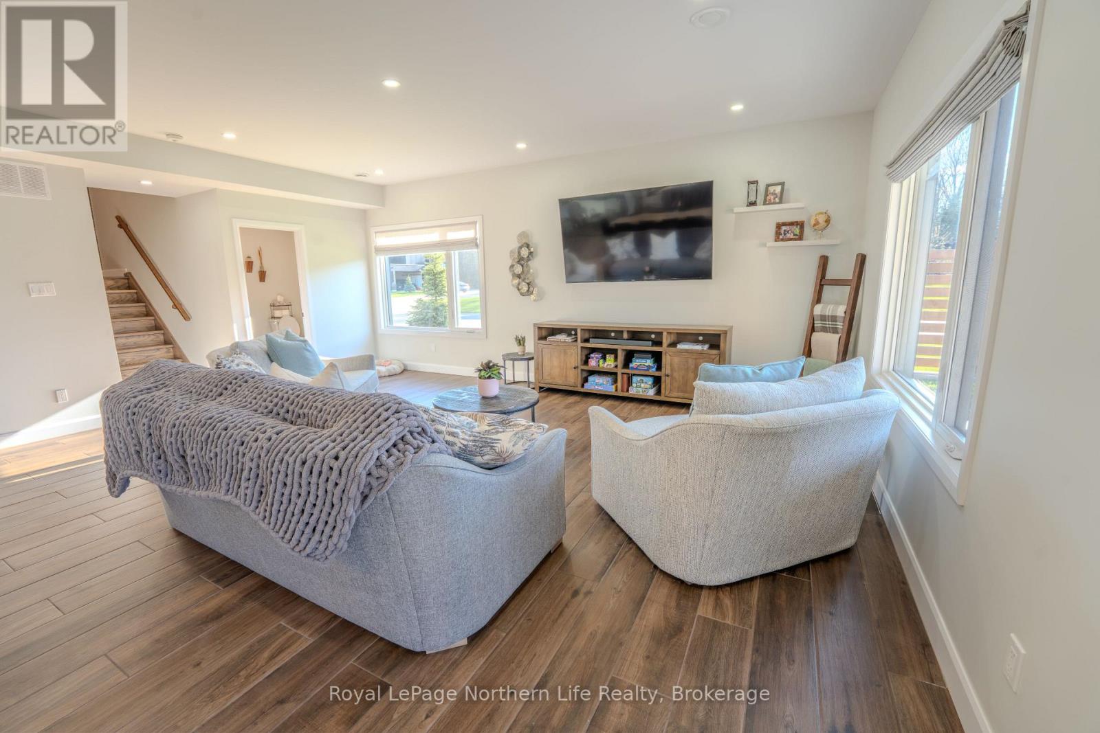 172 SUGARBUSH STREET - Image 19