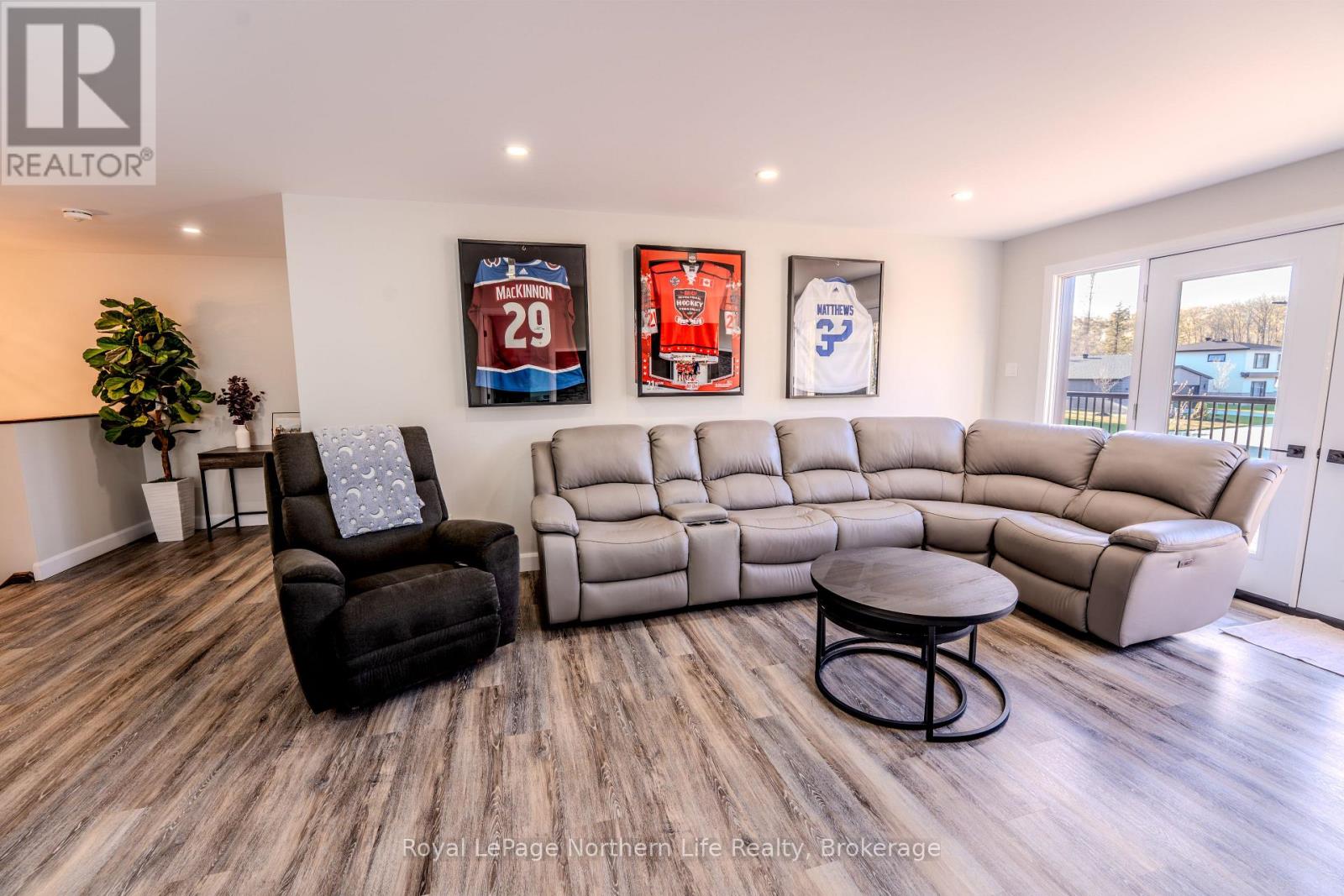 172 SUGARBUSH STREET - Image 21