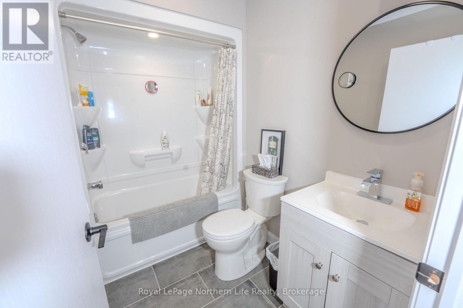 172 SUGARBUSH STREET - Image 31