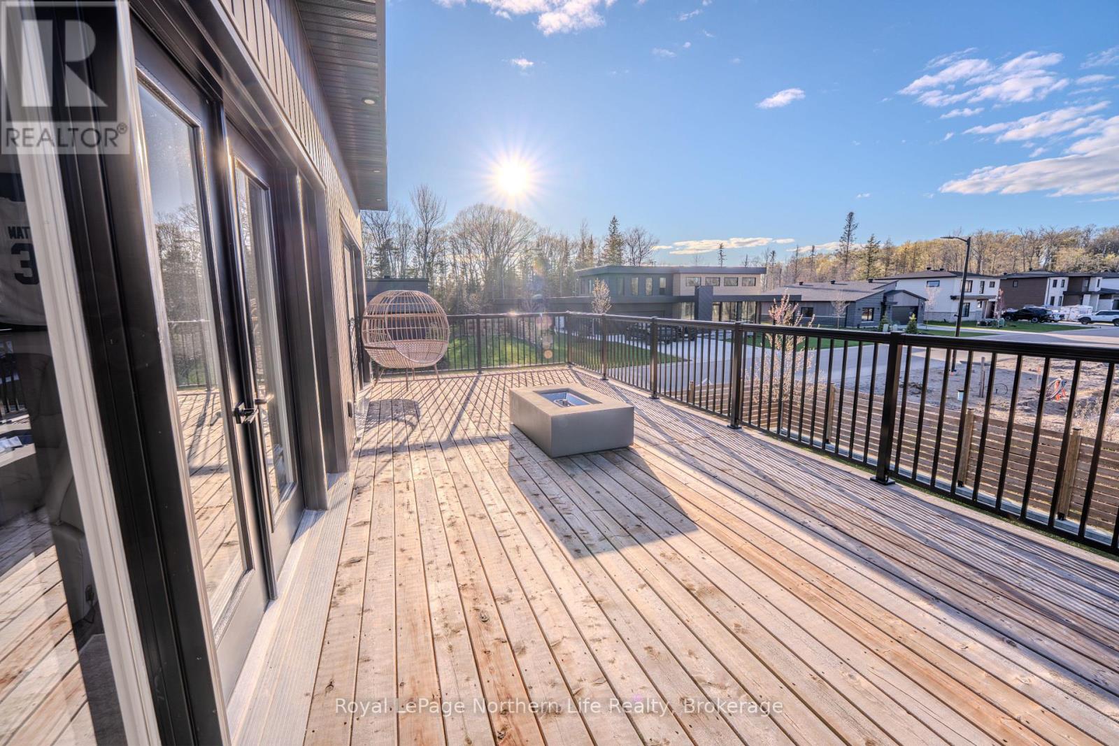 172 SUGARBUSH STREET - Image 35