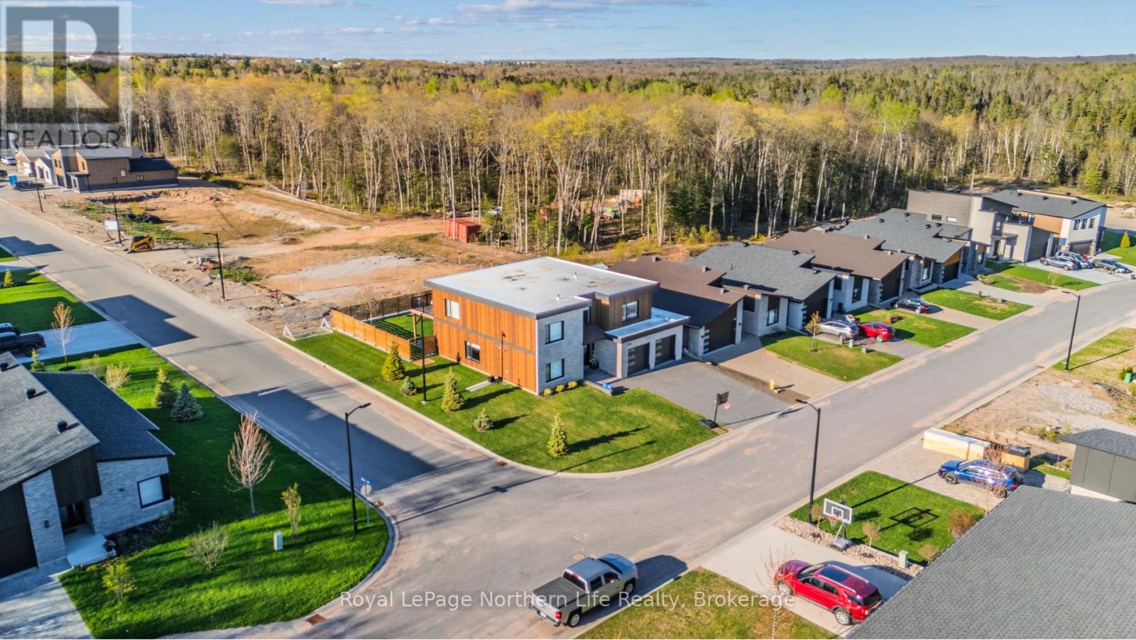 172 SUGARBUSH STREET - Image 6