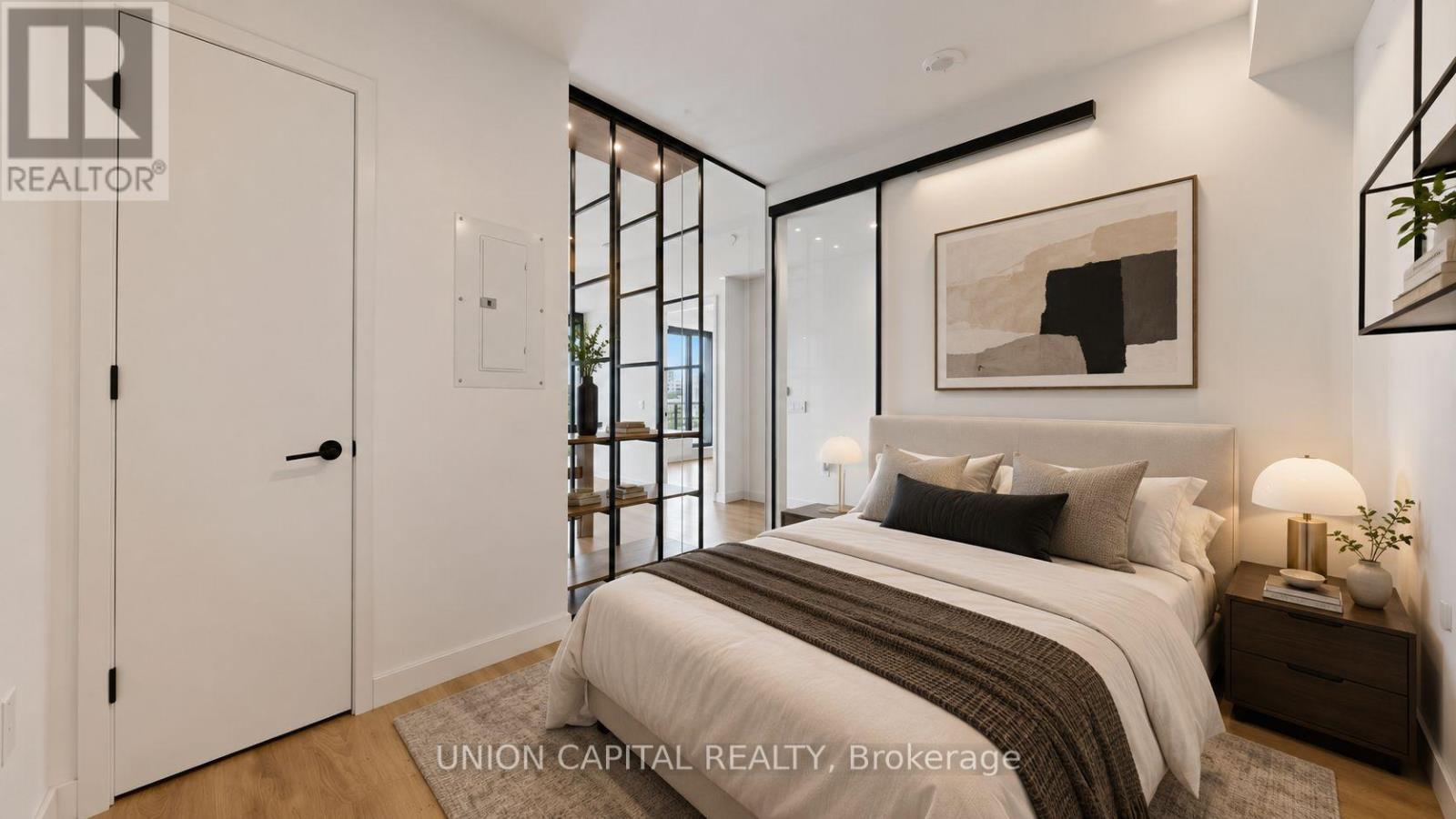 #714 505 RICHMOND STREET W - 11