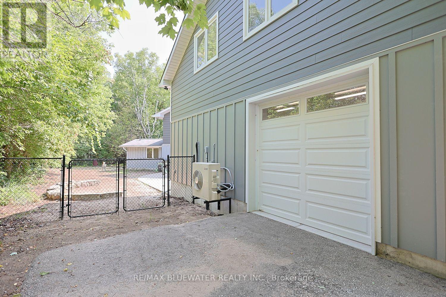 9994 EDWARD STREET - 39