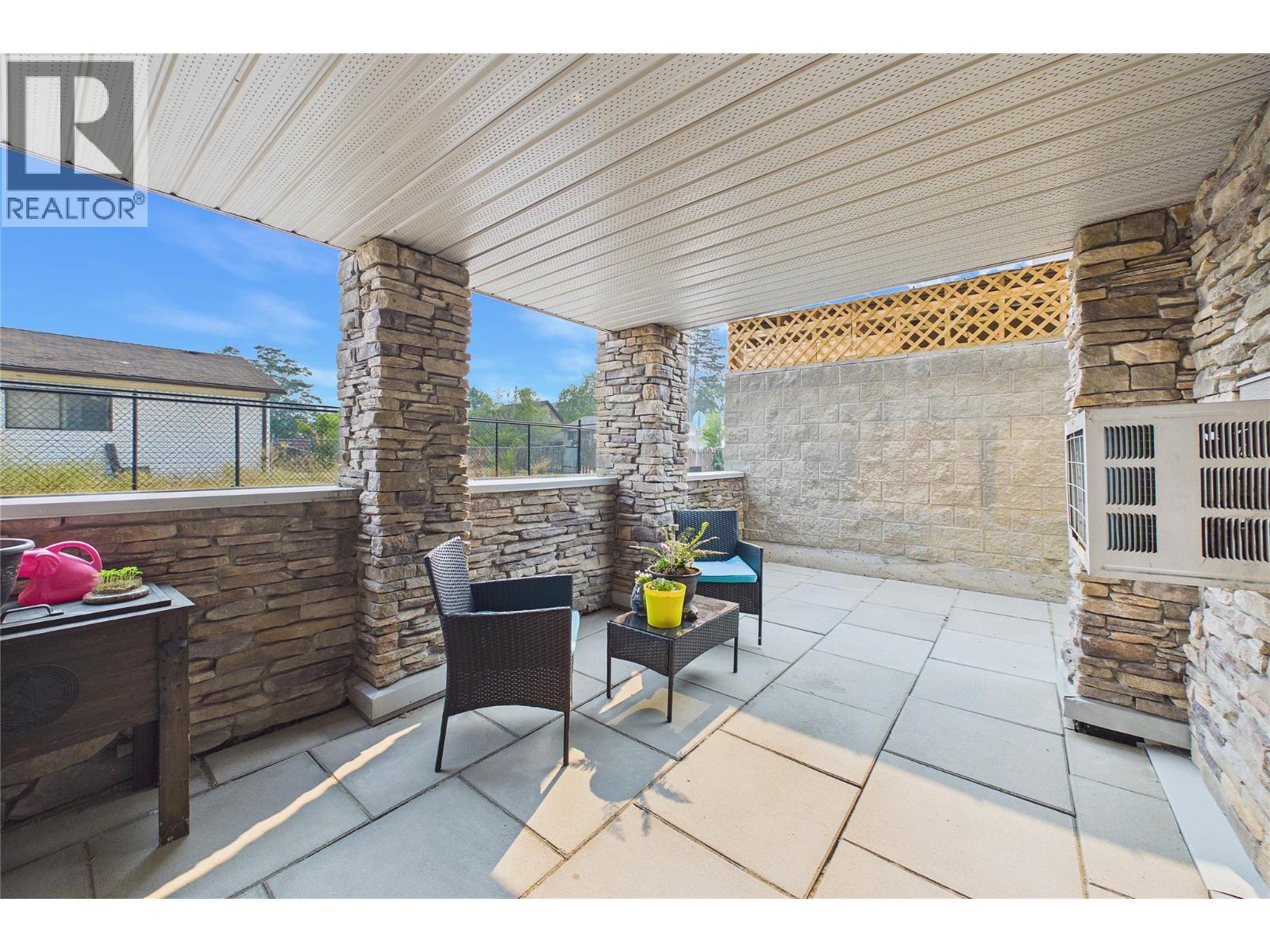 #1103 325 McIntosh Road - 2