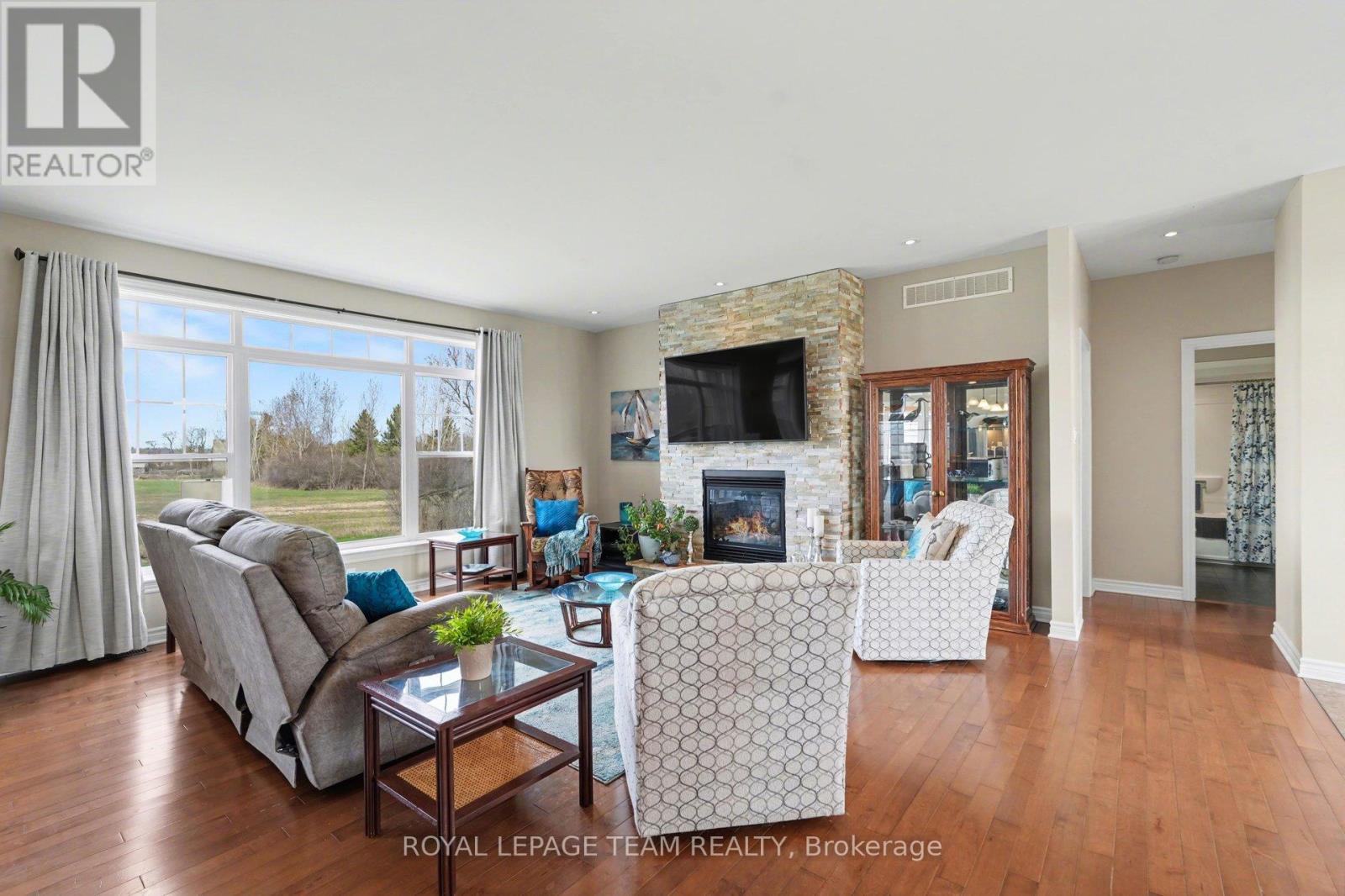 Thumbnail 13