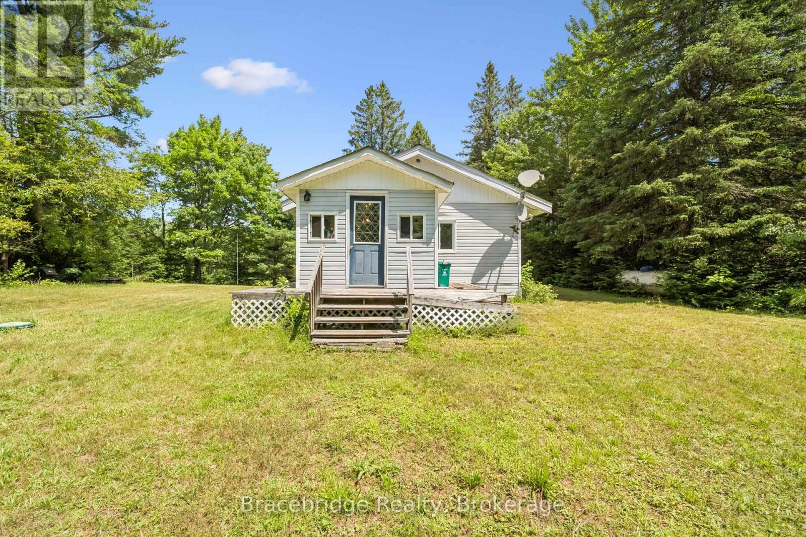 1100 COLONY ROAD - 4