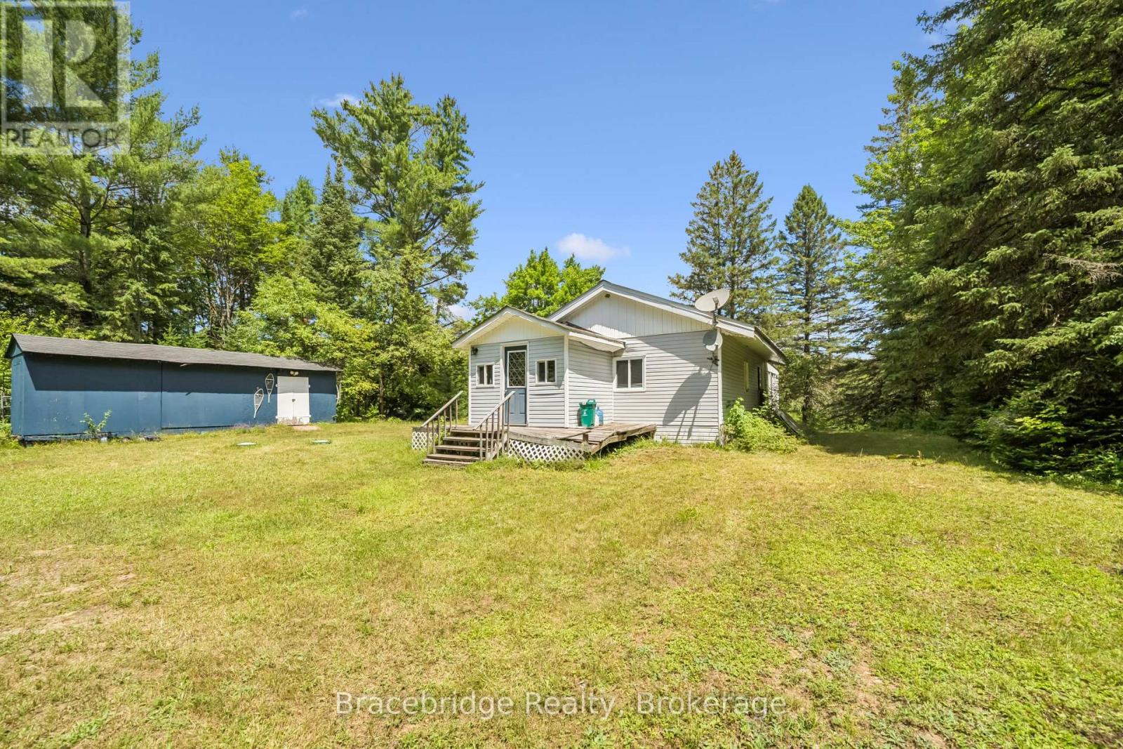 1100 COLONY ROAD - 5