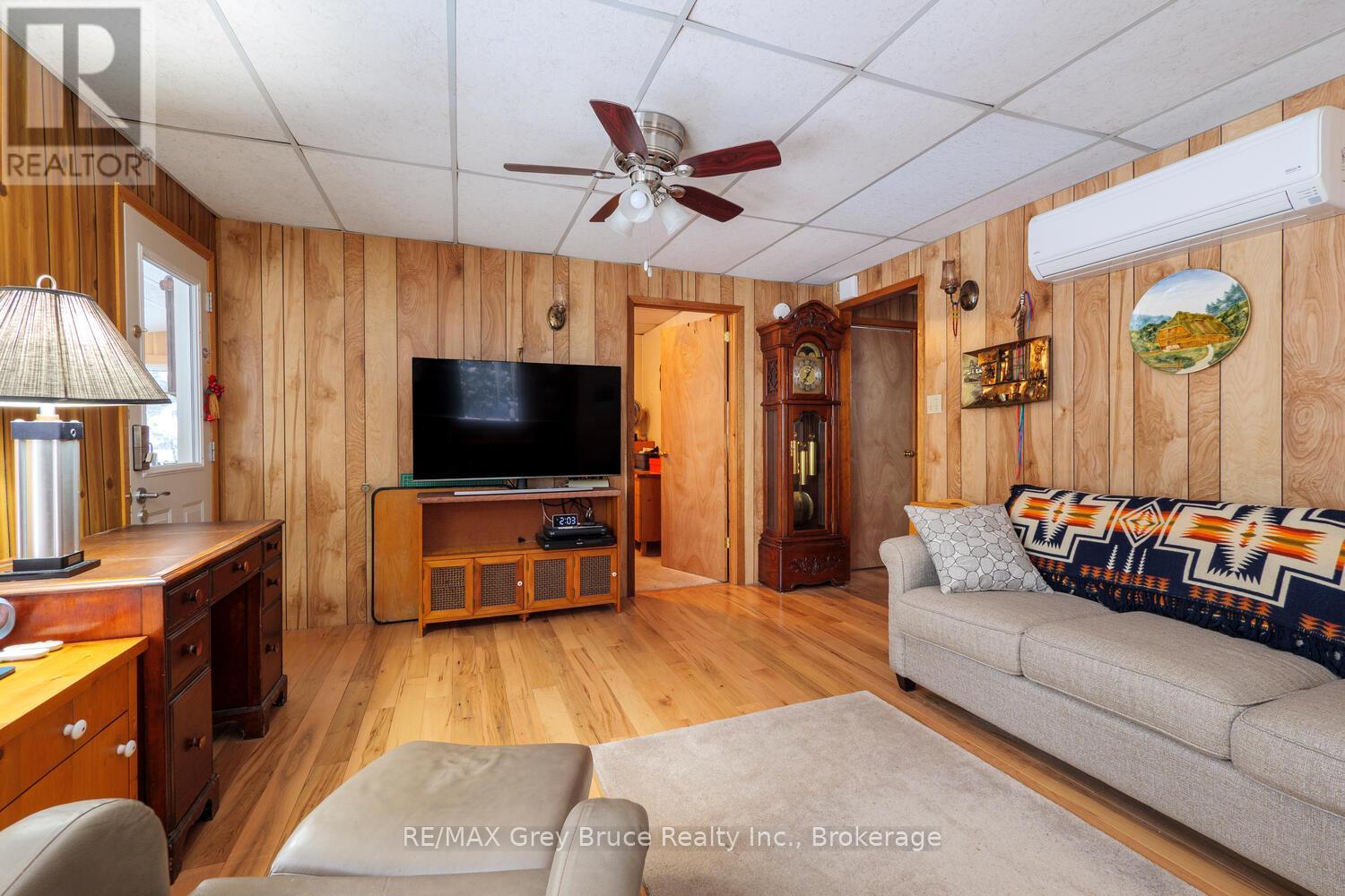 496 BERFORD LAKE ROAD - Image 8