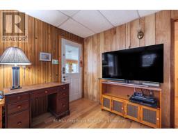 Sunroom - 496 Berford Lake Road, South Bruce Peninsula, ON N0H2T0 Photo 6