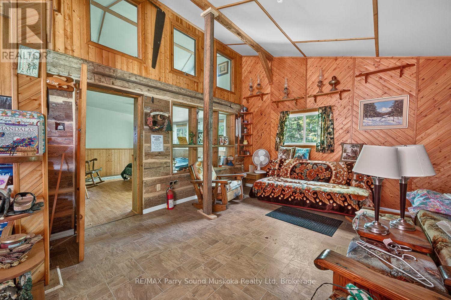 32 SHADY MAPLE TRAIL - Image 17