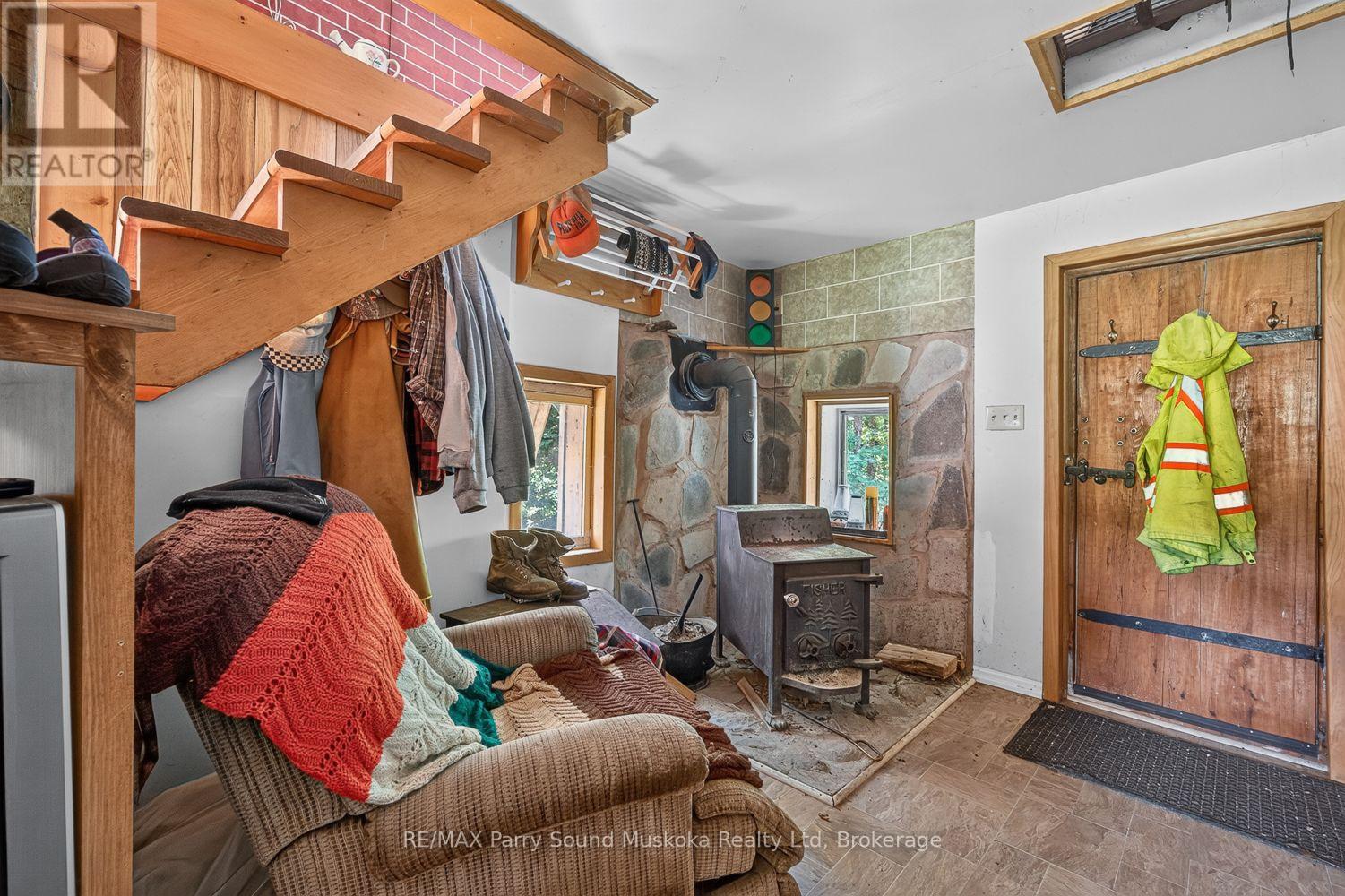 32 SHADY MAPLE TRAIL - 8