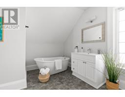 2133 New Cheverie Road, Cheverie, NS B0N2A0 Photo 33