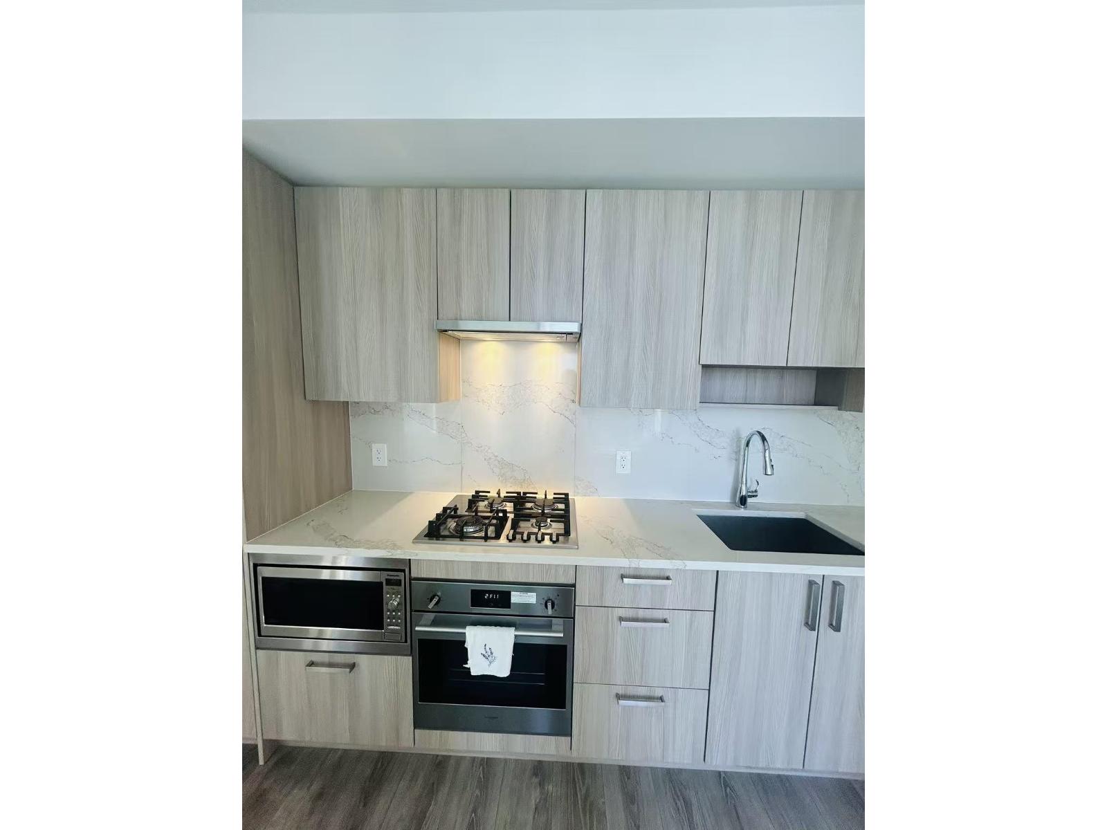 1301 13350 CENTRAL AVENUE, Surrey
