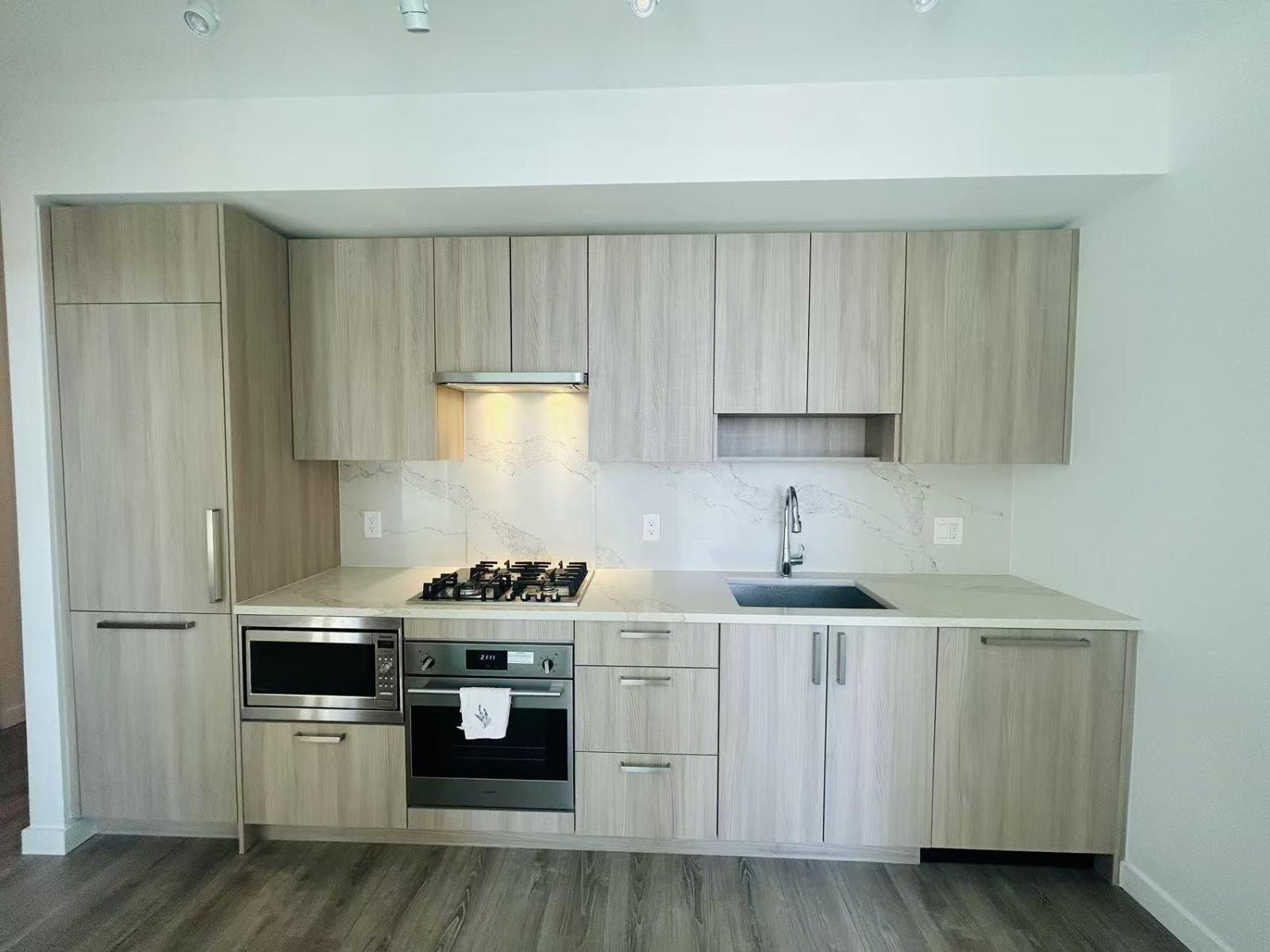 1301 13350 CENTRAL AVENUE, Surrey