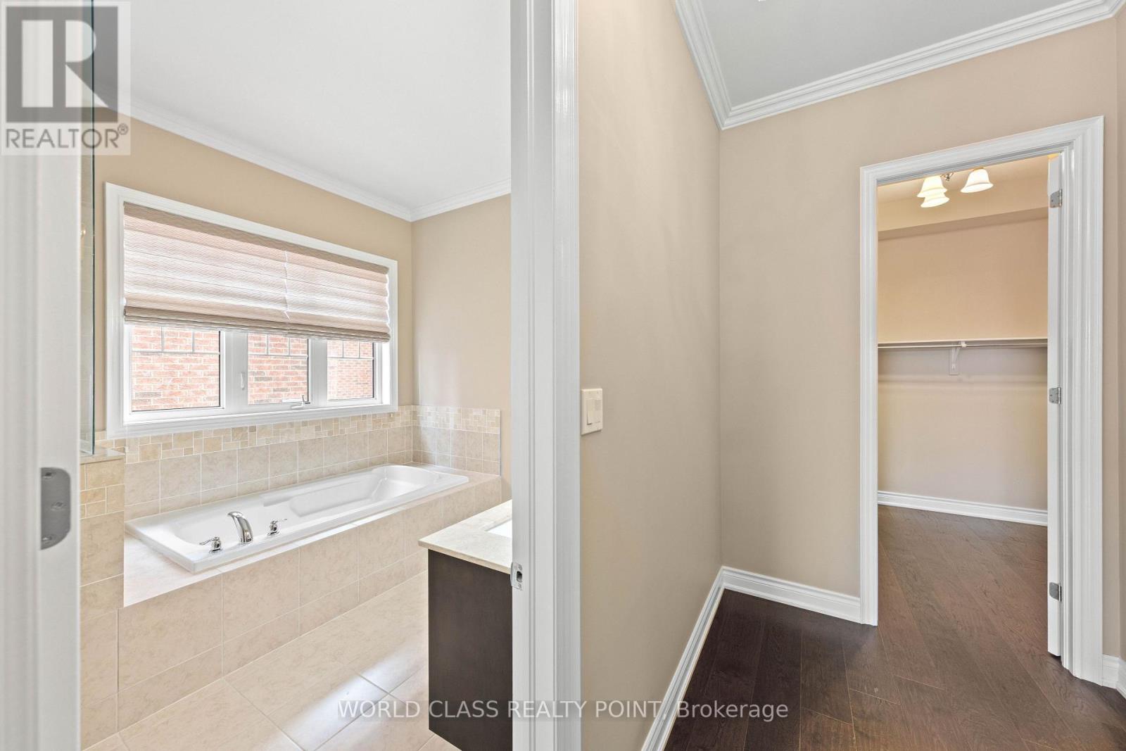 31 MUNSIE DRIVE - 28