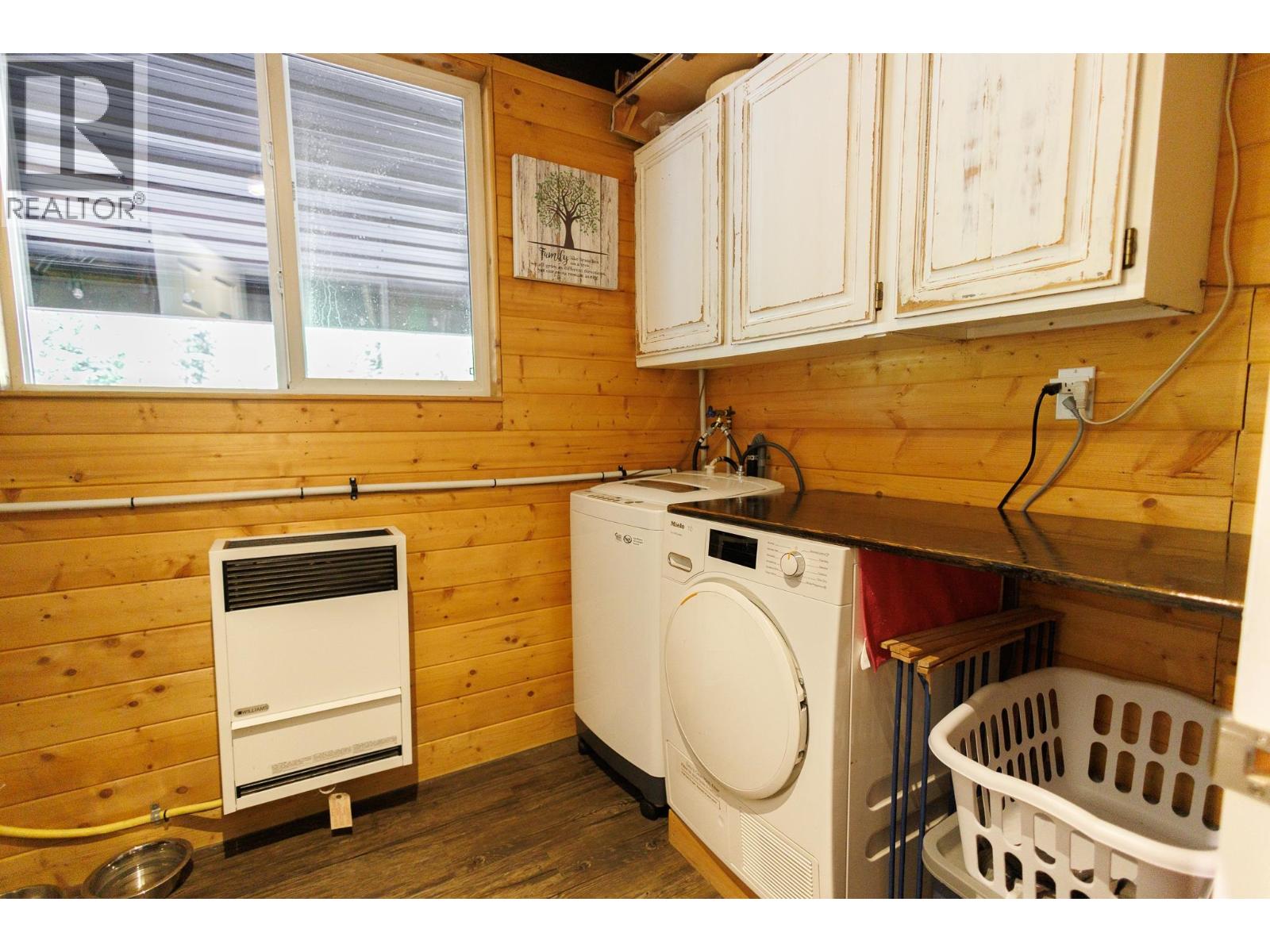 20519 16 HIGHWAY - 5