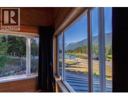 20519 16 Highway, Terrace, BC V0J1G0 Photo 19
