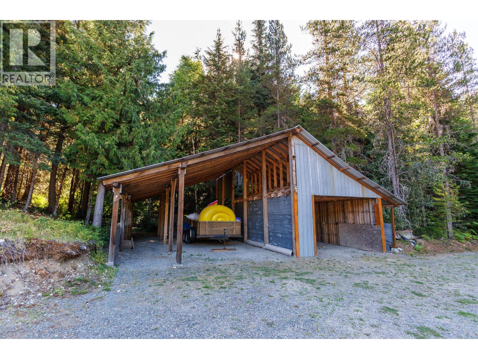 20519 16 HIGHWAY - 39