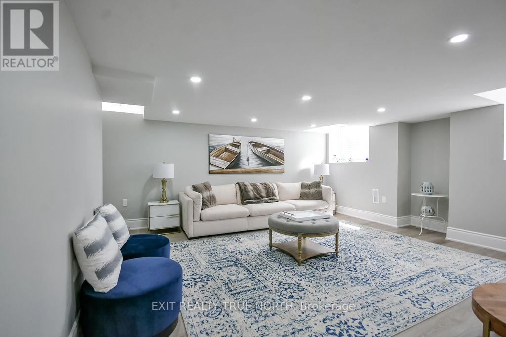 108 RUGMAN CRESCENT - Image 37