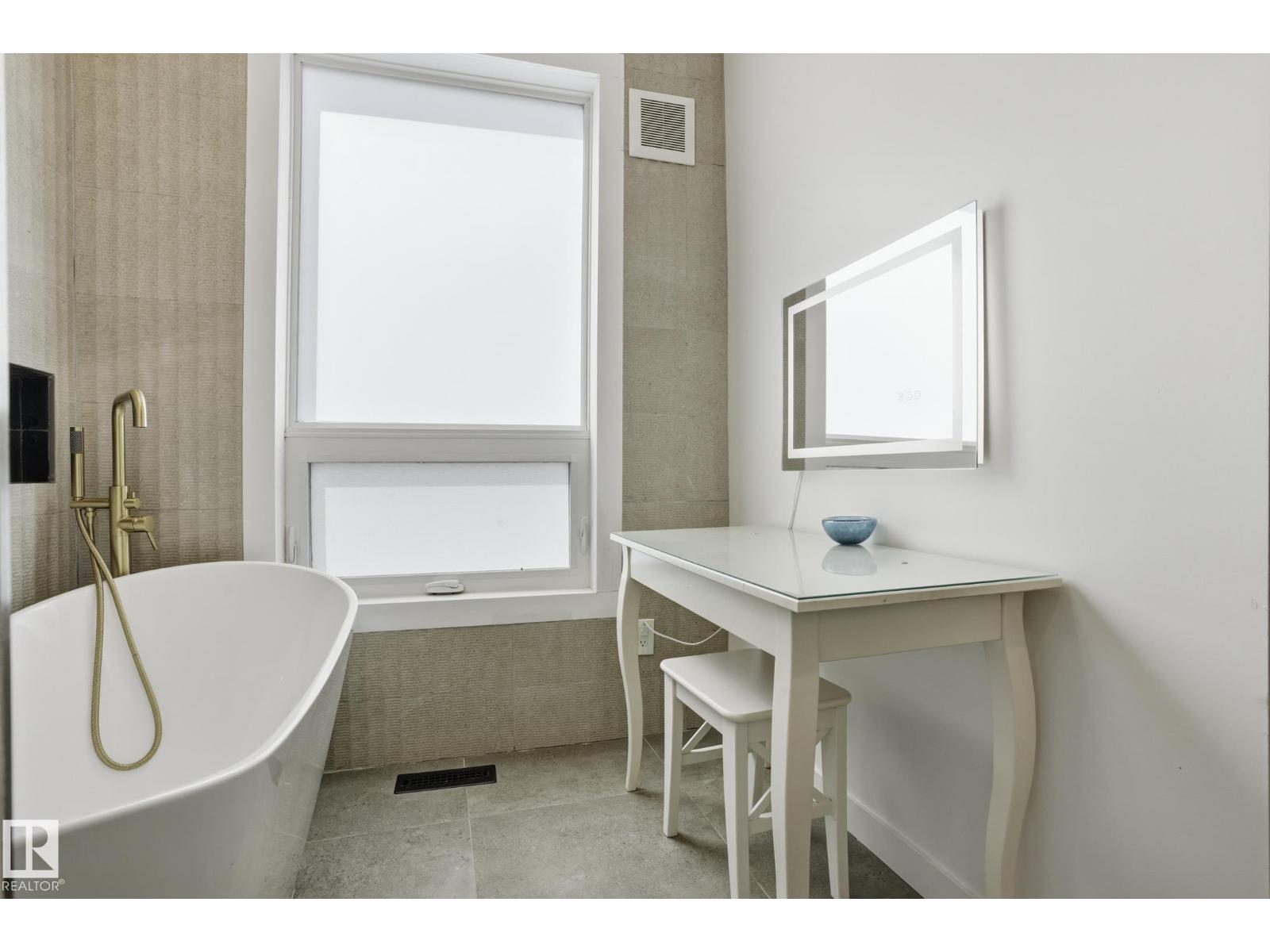 5406 110 ST NW - Image 30