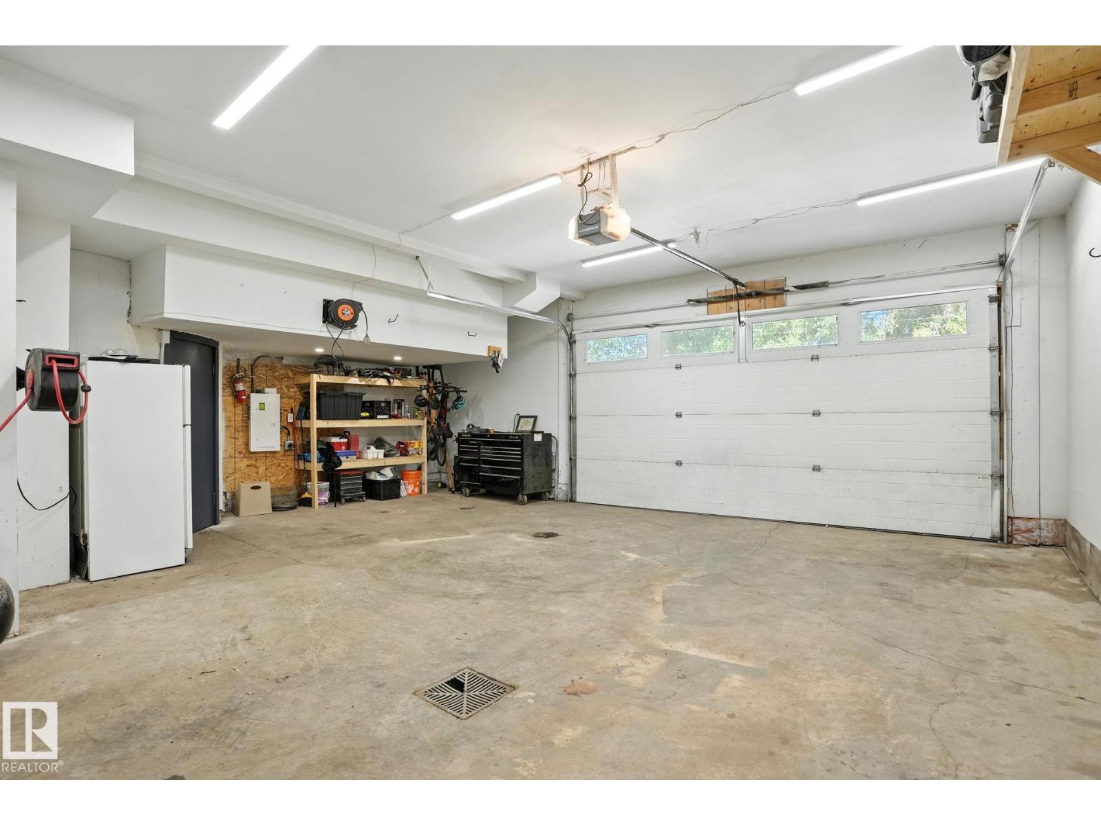 5406 110 ST NW - 41