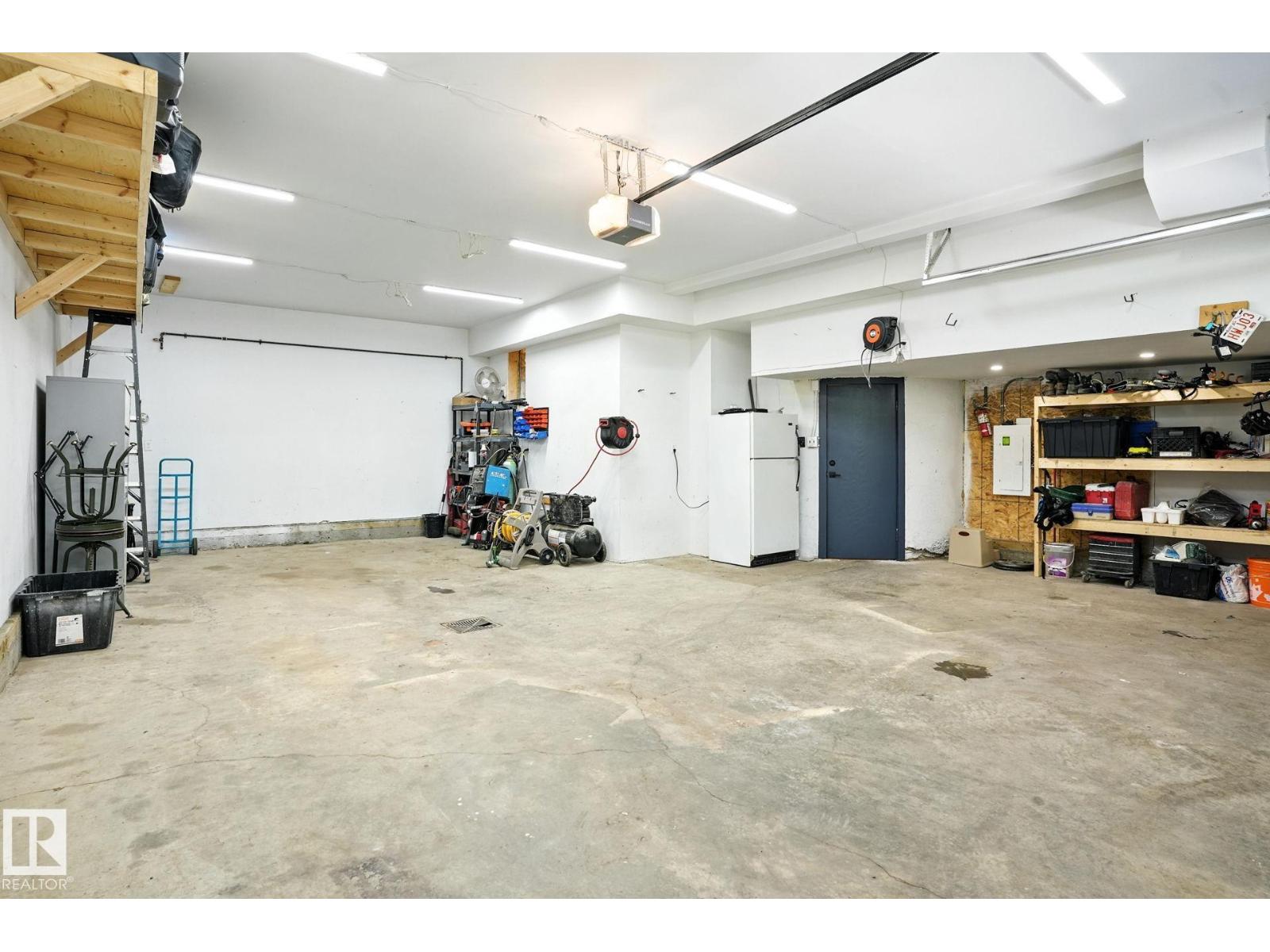 5406 110 ST NW - Image 40
