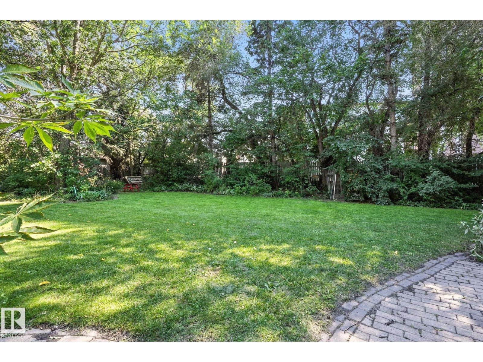 5406 110 ST NW - 49